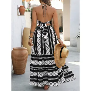 Robe longue dos nu bohème avec imprimé géométrique pour vacances d'été