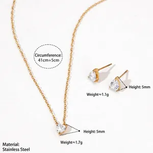 Set di gioielli minimalisti in acciaio inossidabile con collana e orecchini cuore zirconi.
