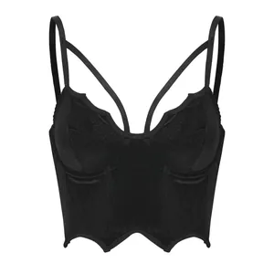 Haut corset gothique en velours noir avec baleines et bretelles croisées géométriques