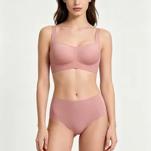Seamless square neck lingerie set in pink featuring padded bra and high waist panties