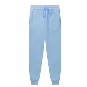 Pantalón deportivo para hombre en azul cielo con forro polar y cintura elástica