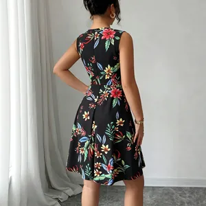 Robe midi sans manches à col en V, imprimé fleuri et taille cintrée avec coupe évasée