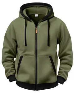 Détails du sweat à capuche vert olive avec fermeture éclair et cordons noirs contrastés