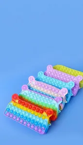 Cinque borse pop-it colorate in silicone con orecchie di animali per relax e gioco