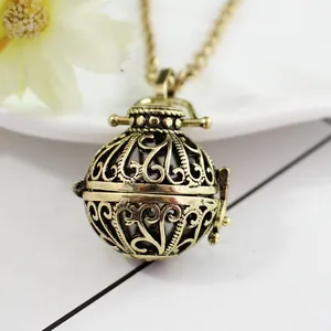 Vintage Antique Bronze Hollow Locket Pendant Necklace For Women Copper Filigree Essential Oil Diffuser Aromatherapy Jewelry