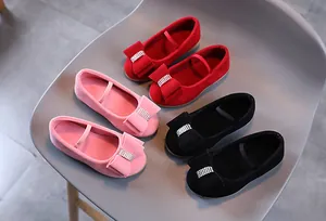 Détails de chaussures Mary Jane pour filles avec grands nœuds en strass rouges et roses