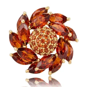 Rotating Flower Rhinestone Brooch Copper Gold Plated Elegant Korean Style Jewelry For Women Banquet Daily Clothing Accessories