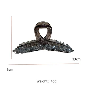 Detail view of 13cm crystal hair claw clip with size dimensions and weight info
