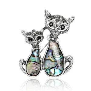 Vintage Iridescent Abalone Shell Dual Cat Brooch For Women Alloy Rhinestone Animal Lapel Pin Fashion Jewelry Gift
