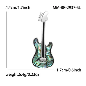 Broche guitare en nacre d'abalone argentée pour costumes avec hauteur de 4,4 cm