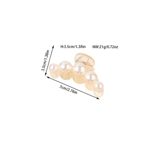 Detailed size specifications for a light yellow hair claw clip with gradient pearls