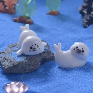 Cute miniature resin sea lion figurines for micro landscape and aquarium decoration
