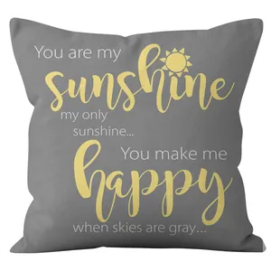 Housse de coussin carrée gris foncé avec lettrage sunshine jaune pour décor de maison