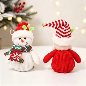Lot d'ornements de Noël en peluche avec bonhomme de neige tricoté et figurine de Père Noël