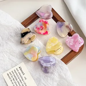Lot de 8 mini pinces à cheveux en forme de cœur en acétate aux couleurs marbrées