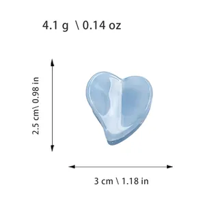 Pince à cheveux cœur en acétate bleu clair avec motif marbré et dimensions 3cm x 2,5cm