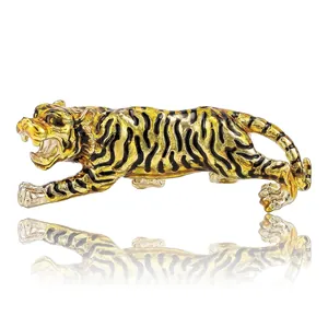 Personalized Alloy Tiger Brooch Vintage Enamel Drip Oil Animal Lapel Pin Men Women Fashion Jewelry Decorative Accessories
