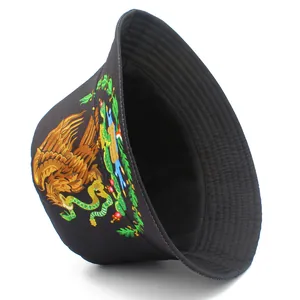 Cappello a secchiello nero con stemma del Messico ricamato per protezione solare