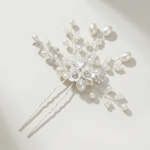 Épingle à cheveux de mariée avec fleurs blanches, perles et strass sur fil d'argent