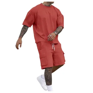 Men's brick red summer sports set with loose fit t-shirt and cargo shorts two-piece