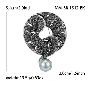 Vintage Spiral-Brosche mit Strass und grauer Perle, Abmessungen 5,1cm x 3,8cm