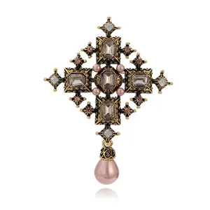Vintage Barock Kreuz Brosche Für Damen Herren Zinklegierung Eingelegt Künstliche Perlenimitat Strass Gothik Stil Bankett Party Schmuck Geschenk
