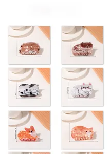 Detailed dimensions of animal-shaped acetate hair claws in various marble colors