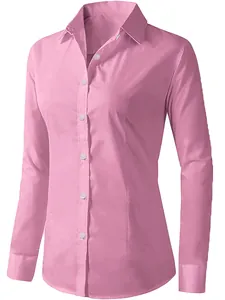 Detailansicht der rosa Langarmbluse mit klassischem Kragen und weißen Knöpfen