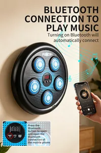 Dettaglio del punch pad musicale intelligente con display LED e connessione Bluetooth