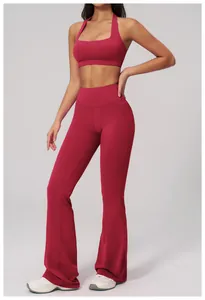 Ensemble legging de yoga évasé taille haute bordeaux et brassière de sport dos nu