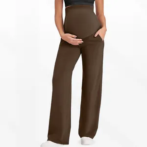 Détail du pantalon de maternité avec ceinture de soutien élastique et poche latérale pratique