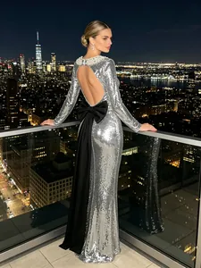 Silver Sequin Evening Dress Long Sleeve Backless Artificial Pearl Neckline Large Black Bow Train Elegant Slim Fit Banquet Runway Gown