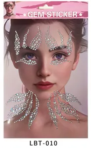 Gros plan sur les bijoux de visage mandala LBT-010 avec strass en acrylique irisé