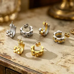 Stainless Steel C-Shaped Hoop Earrings 18K Gold Plated Watch Strap Texture Wave Edge Minimalist Ins Style For Women
