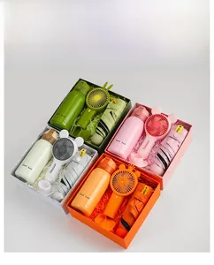 Detail view of business gift set with vacuum flask, mini fan and UPF50+ umbrella
