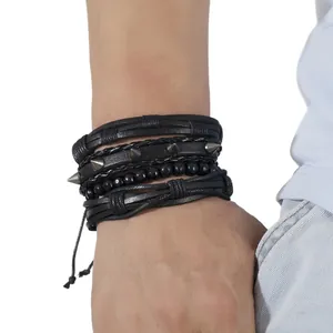 Set bracciale vintage multistrato in pelle intrecciata nera con borchie punk uomo