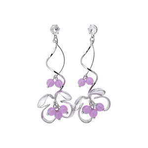 Eleganti orecchini a fiore argentati con perle viola opache e perni in zircone