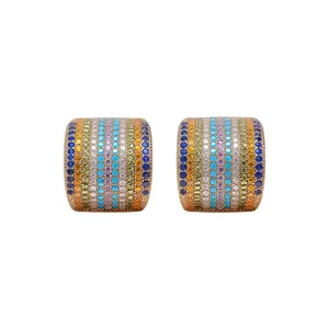 Elegantes pendientes cuadrados vintage con circonitas de colores y acabado oro rosa