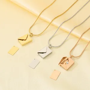 Detailansicht gravierbarer Umschlagketten in Gold, Silber und Roségold-Ausführungen
