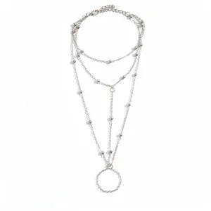 Elegante bracciale a mano multistrato argento con perline delicate e anello incluso