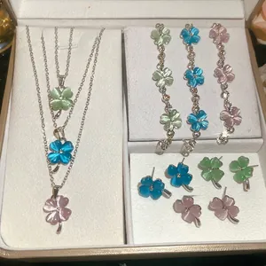 Zoete Kattenoogsteen Bloem Ketting Armband Oorbellen Set Legering Strass Klavertje Vier Sieraden Voor Vrouwen Meisjes Cadeau