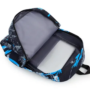 Vue intérieure détaillée d'un sac à dos graffiti avec compartiment rembourré pour portable