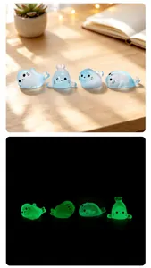 Cute luminous seal figurines for miniature DIY landscaping and desk decoration