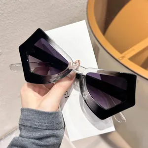 Fashion oversized geometric butterfly sunglasses with black frame and purple gradient lenses