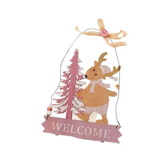Suspension de Noël en bois rose avec motif renne et panneau Welcome de décoration