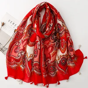Roter Schal im Ethno-Stil mit Paisley-Muster, Baumwoll-Leinen-Gefühl und Quasten