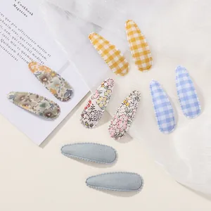 Set of floral and plaid fabric BB hair clips for girls, cute handmade hair accessories.