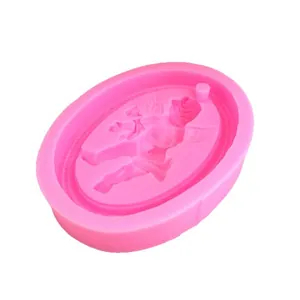 Pink angel relief silicone mold for DIY car aromatherapy gypsum pendants and crafts