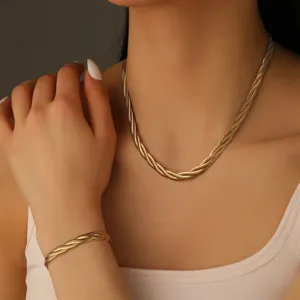 Parure de Bijoux en Acier Titane Tressé pour Femmes Chaîne Serpent Torsadée à 3 Brins Collier Bracelet Bracelet de Cheville en Plaqué Or Argent Or Rose Bijoux en Acier Inoxydable