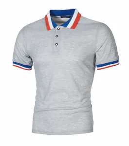 Polo gris à manches courtes pour homme avec col contrasté côtelé rouge blanc bleu
